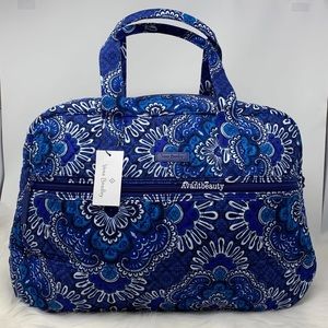 Vera bradley medium traveler bag blue tapestry new